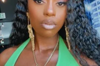 new in town - Image 5