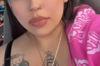 Sexy latina babe looking for fun 🥰😘💋👅 - Image 2