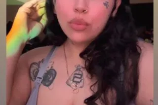 Sexy latina babe looking for fun 🥰😘💋👅 - Image 3